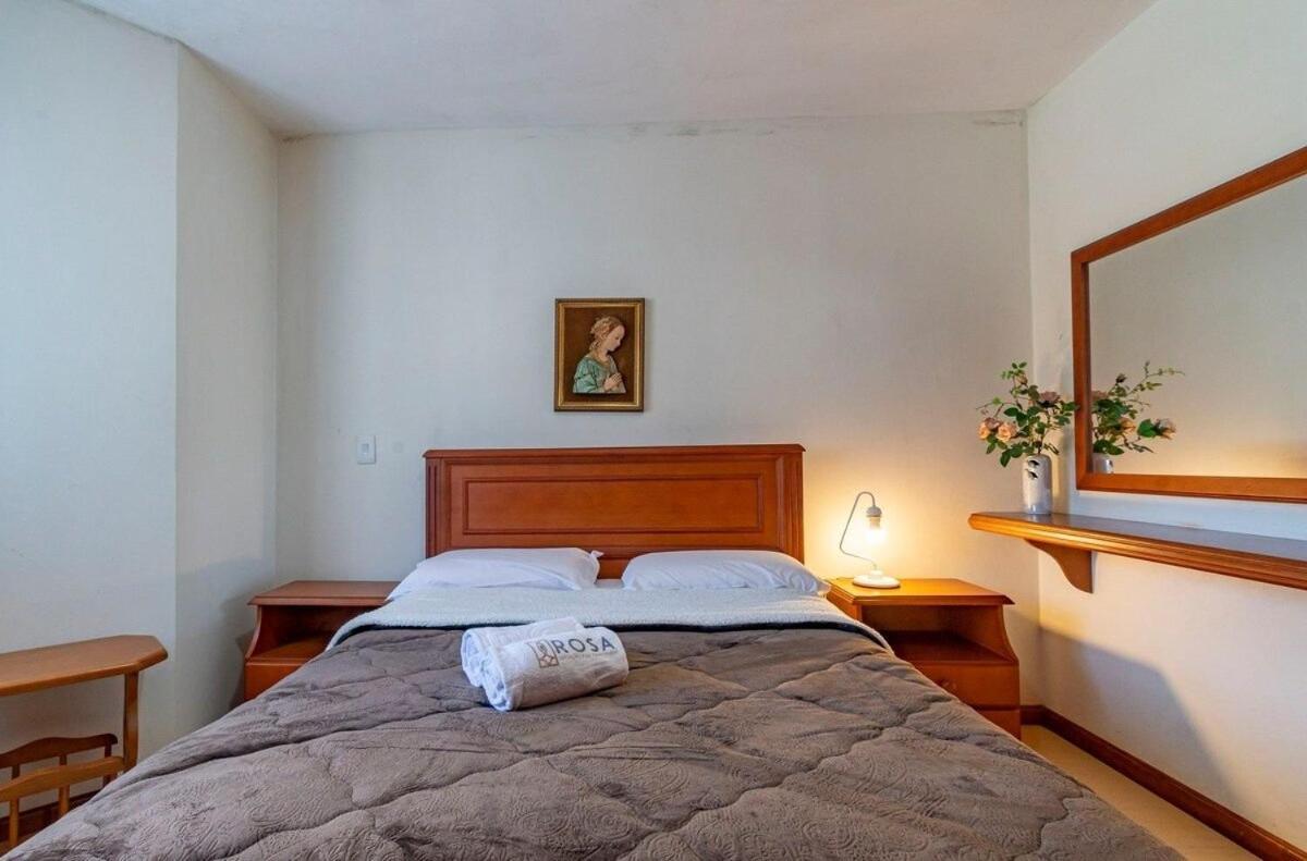 Rosa Edificio Di Trevi Apartment กรามาโด ภายนอก รูปภาพ